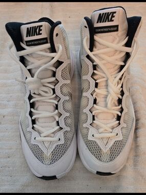 Nike Zoom Without A Doubt Basketball Shoes White Silver 749432-100 Size 7
